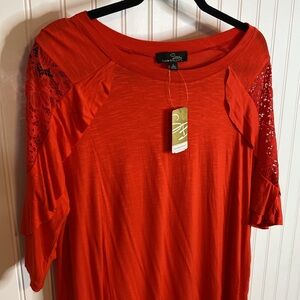 NWT Suzanne Betro Size Large Red🎄